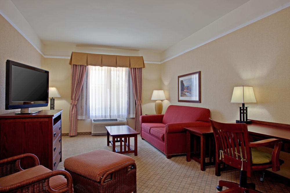 Holiday Inn Express Hotel & Suites San Dimas By Ihg Экстерьер фото
