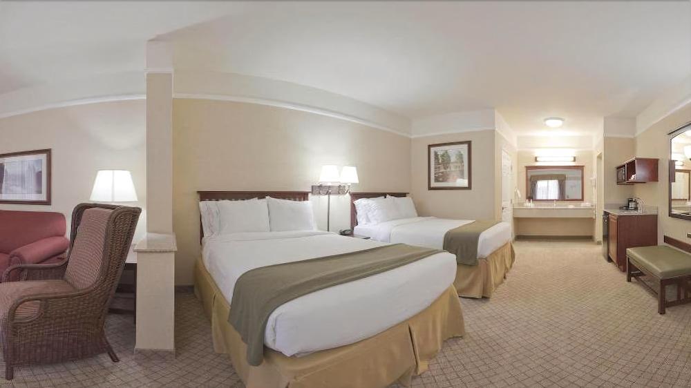 Holiday Inn Express Hotel & Suites San Dimas By Ihg Экстерьер фото