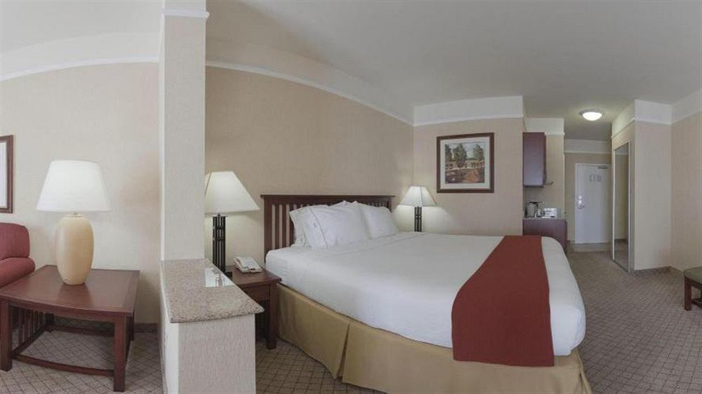 Holiday Inn Express Hotel & Suites San Dimas, An Ihg Hotel Экстерьер фото